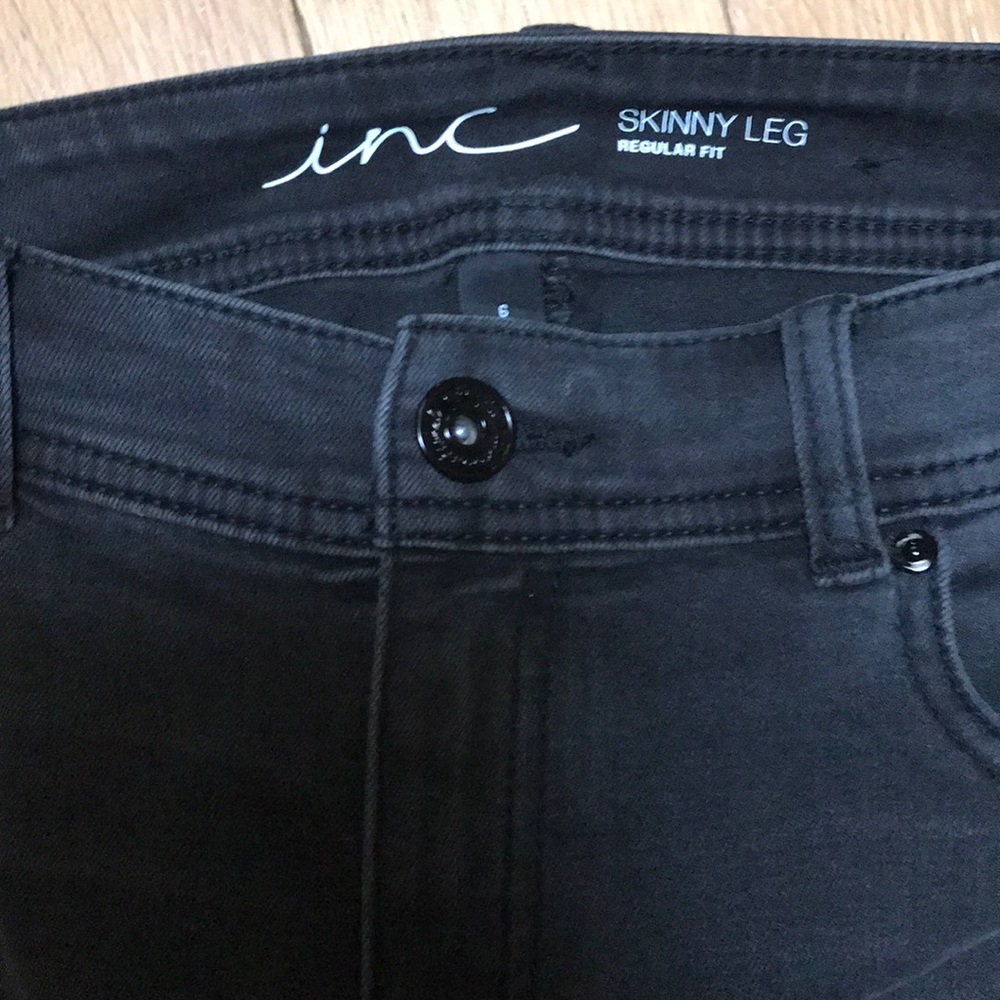Jeans - Picture 4 of 5